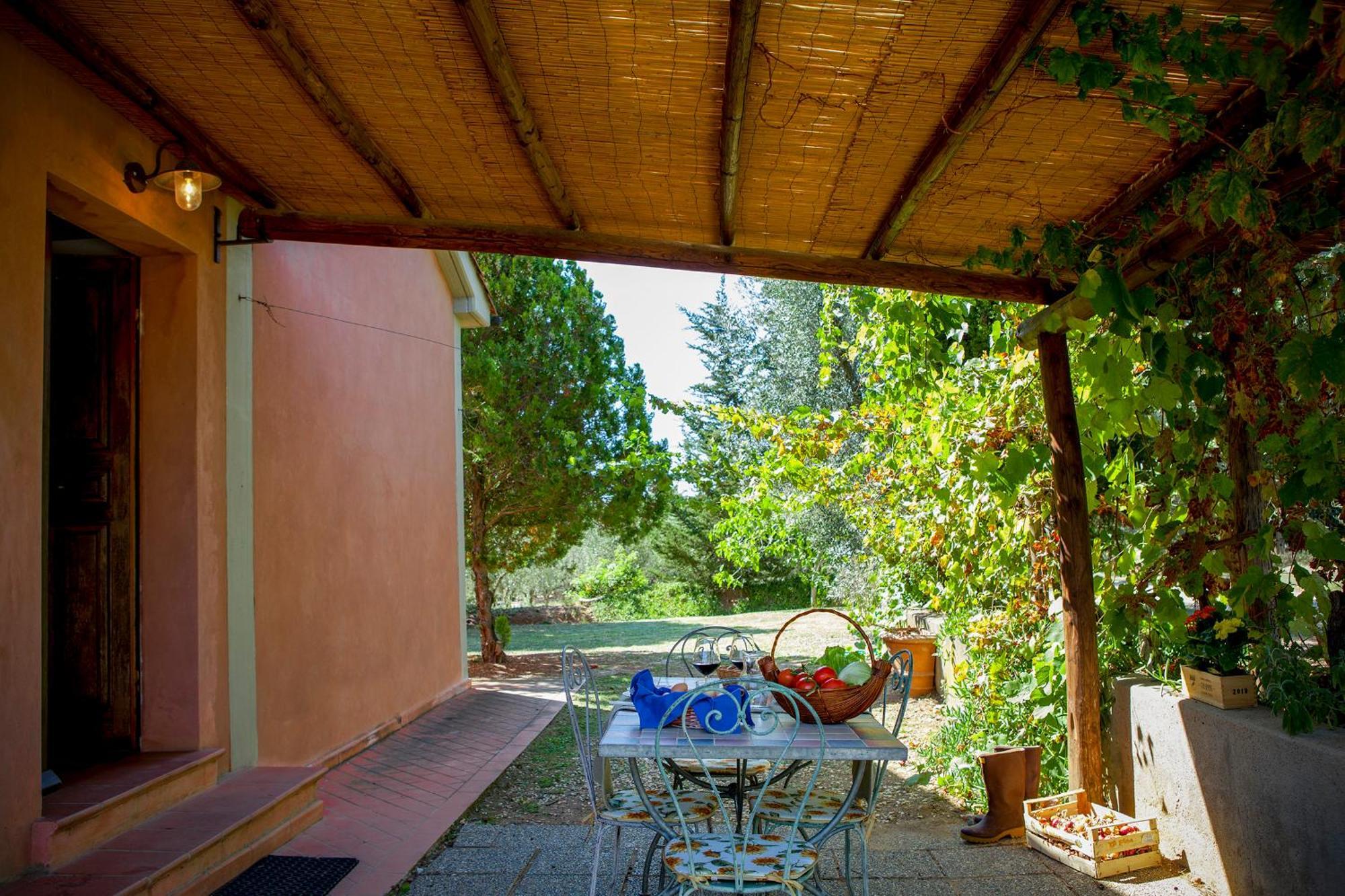 Agriturismo Tra Gli Ulivi, Chiappini Winery Болгери Экстерьер фото