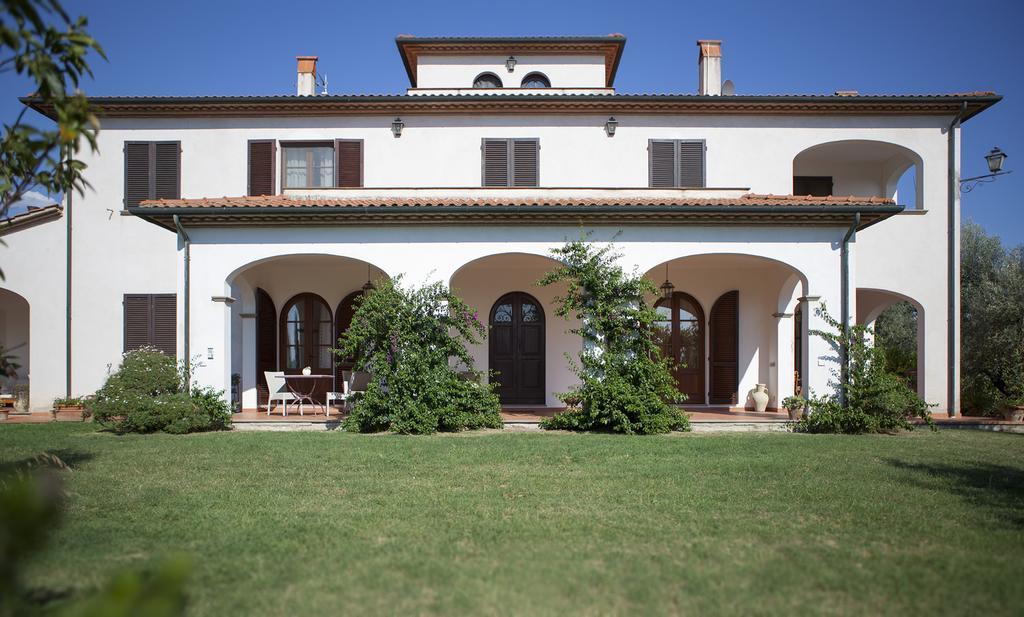 Agriturismo Tra Gli Ulivi, Chiappini Winery Болгери Экстерьер фото