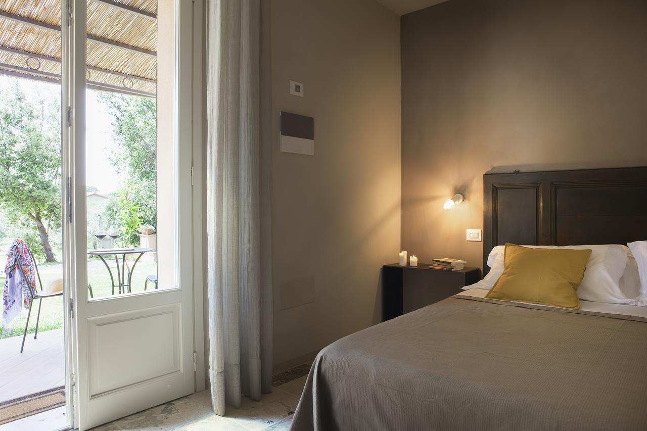Agriturismo Tra Gli Ulivi, Chiappini Winery Болгери Экстерьер фото